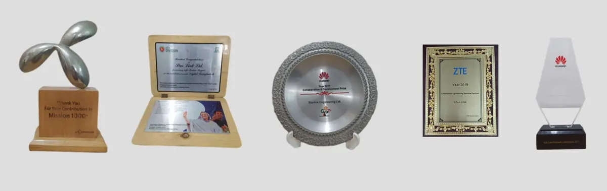 Trophies and plaques presented to Starlink by operator and vendor partners