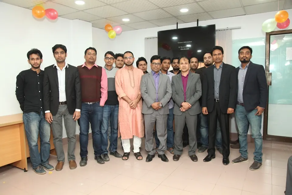 The Starlink Engineering team at the Dhaka head office